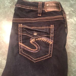 16 Silver Capris excellent condition